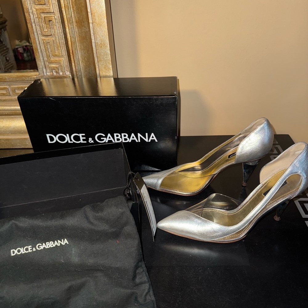 Dolce & Gabbana Decollete Anguilla Heel
